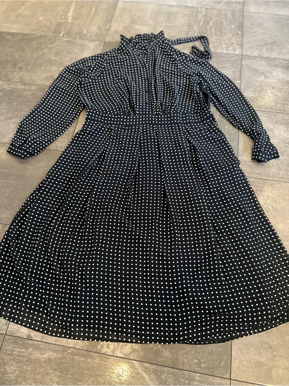 Ann Klein Polka Dot Long Sleeve Midi Dress - Black/White size 16 - Picture 9 of 12